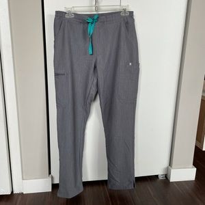 Figs Yola Skinny Scrub Pants- Graphite- size Small PETITE
